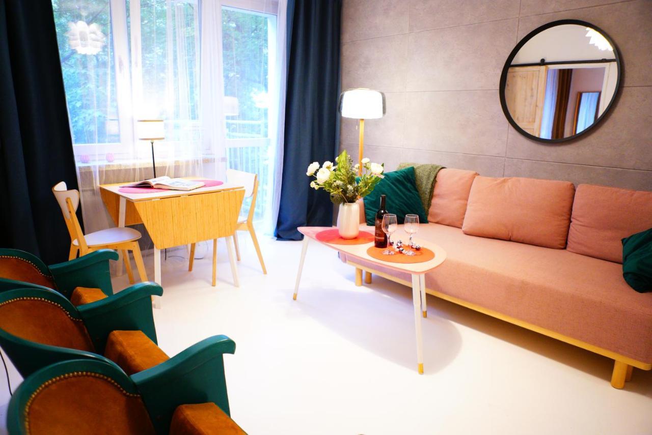 Cinema Apartment Kinowa Warsawa Bagian luar foto